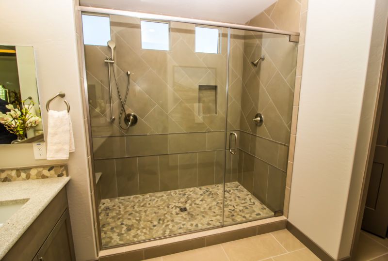 Efficient Corner Shower